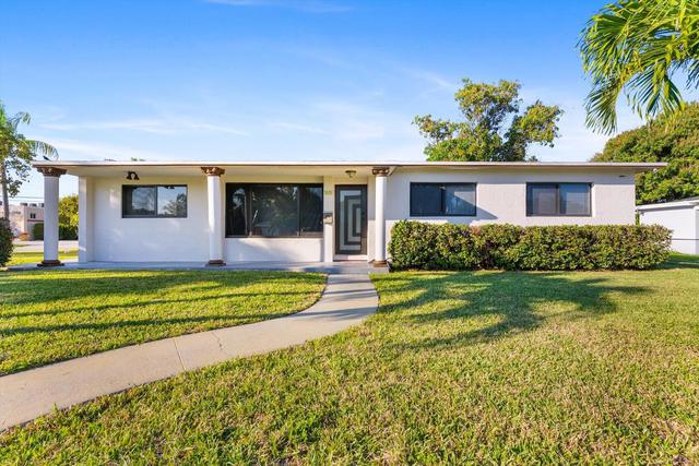 realty houses for sell in lake park fl